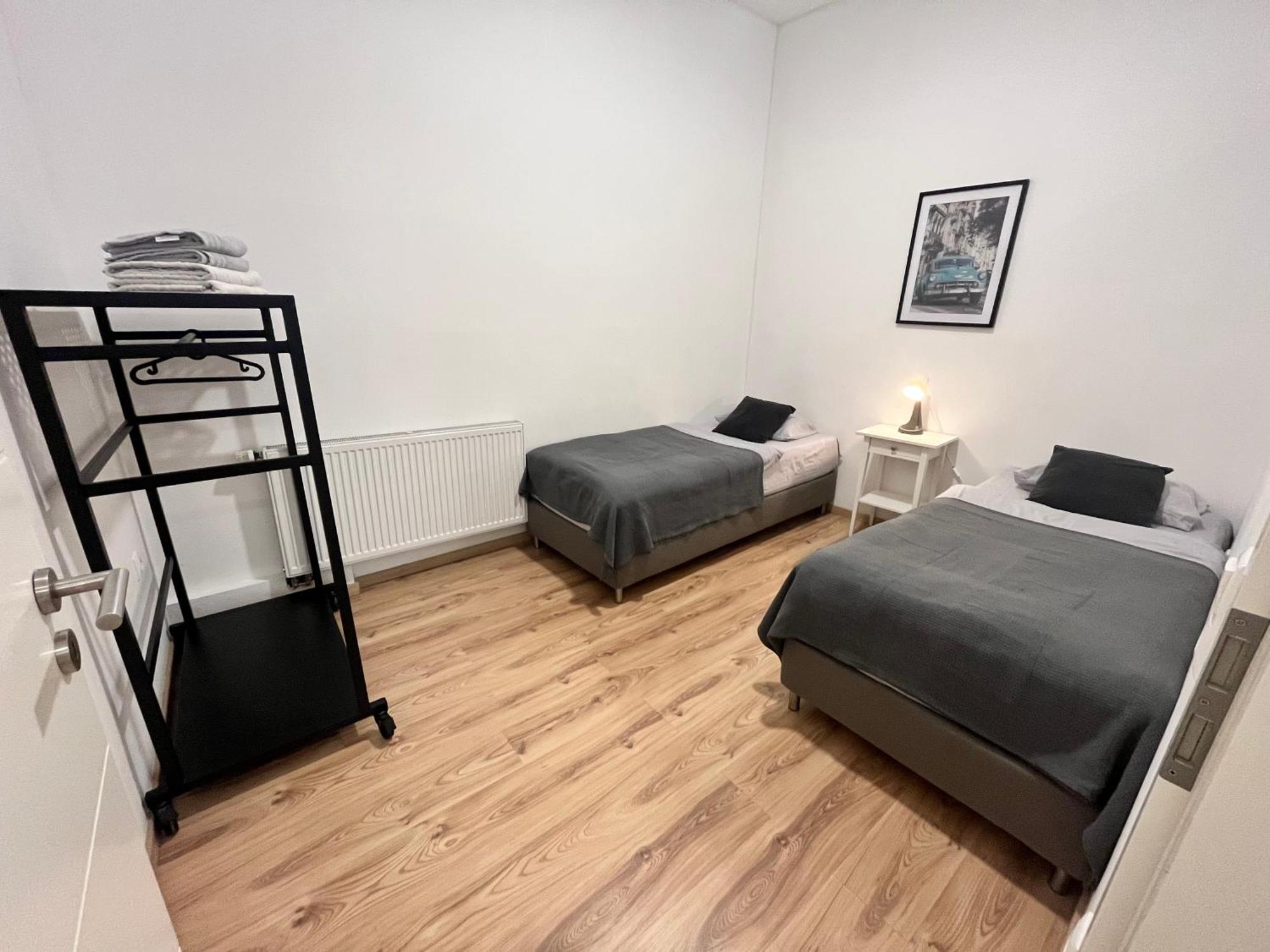 Apartment Central 10C 40Qm Wi-Fi Free Parking Calm Back House Dortmund Zewnętrze zdjęcie